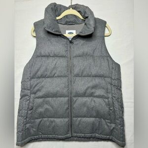 Old Navy women’s gray puffer vest